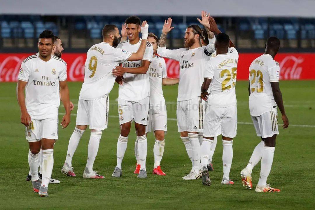 德转德甲U21身价榜：帕夫洛维奇6500万欧第1，卡尔6000万第2（德转发布德甲U21身价榜：帕夫洛维奇6500万欧领跑，卡尔6000万位居第二）