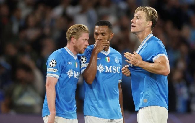 中足联发布2025职业联赛数据：中超场均净比赛时间上升7秒