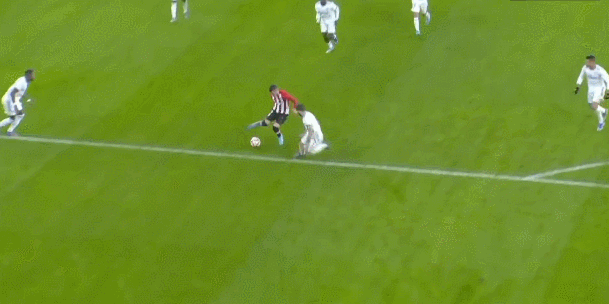 国脚连续两场关键助攻