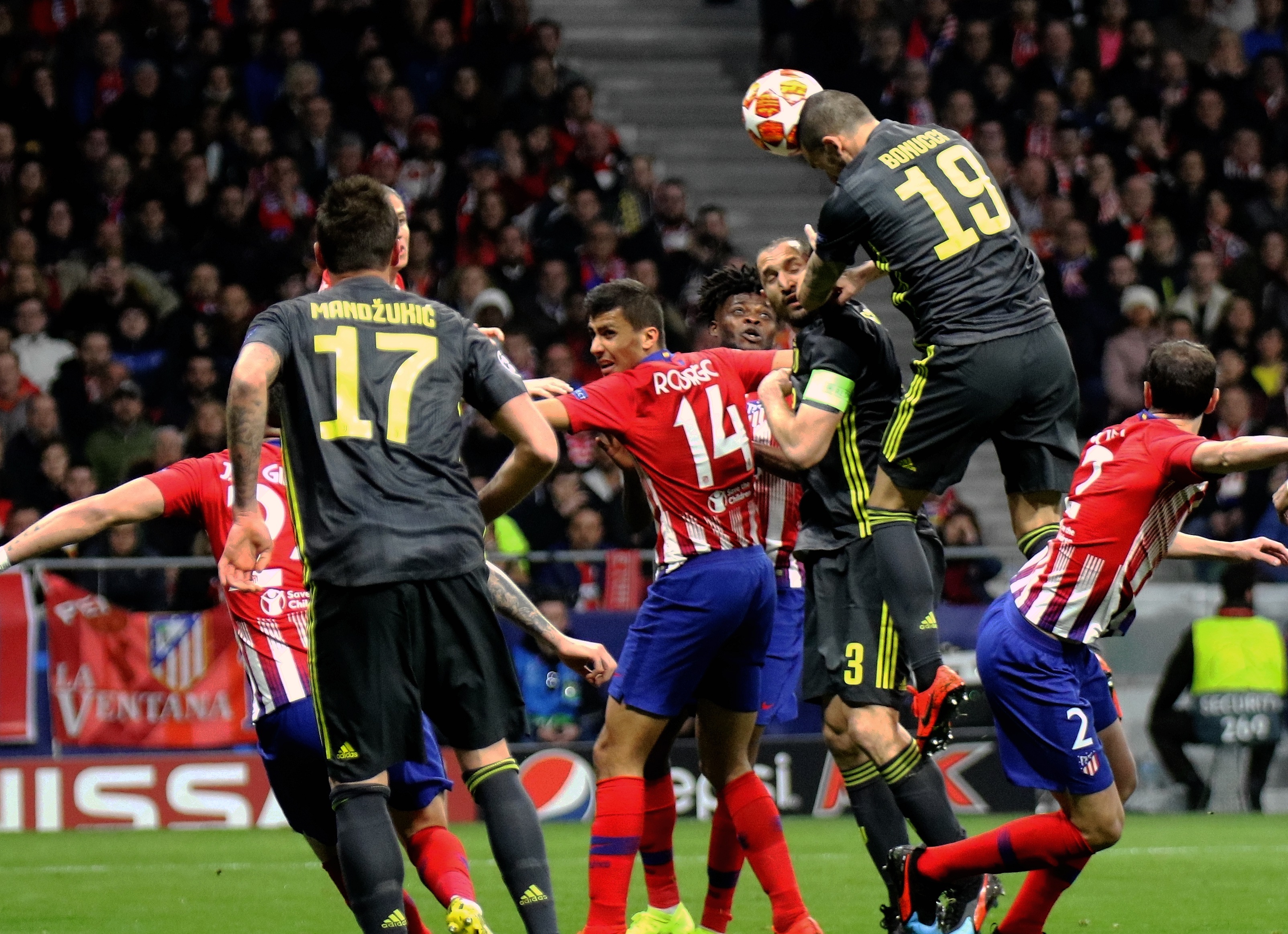 东体：布罗萨默是“老北京”，曾在国安当青训教练（东体：布罗萨默与北京渊源深，曾执教国安青训）