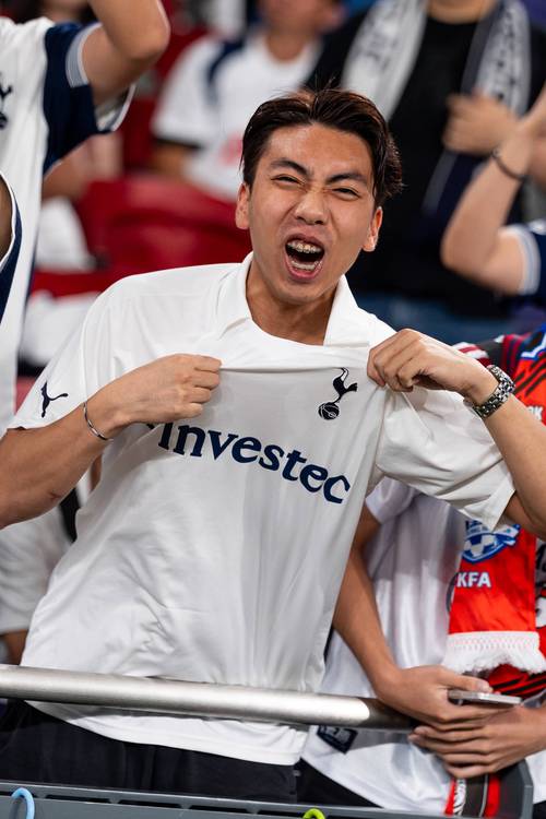 乌尔比希：赛前4个半小时得知自己会首发；时刻准备为球队效力