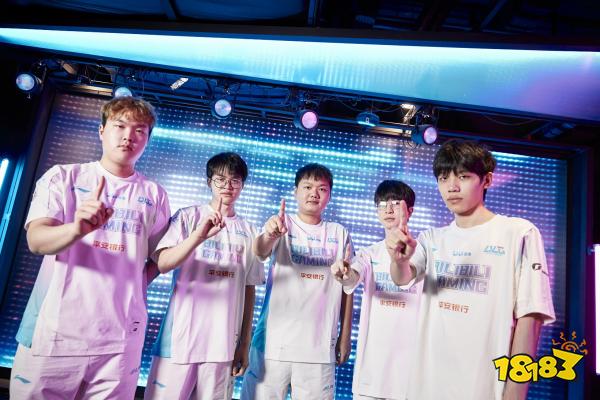 在防守端的 在防守端的