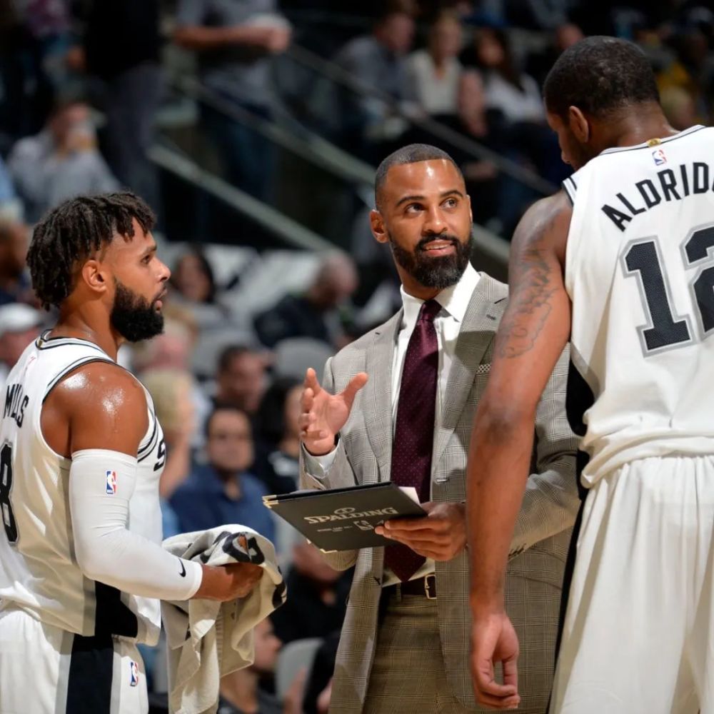 二人都属于 二人都属于